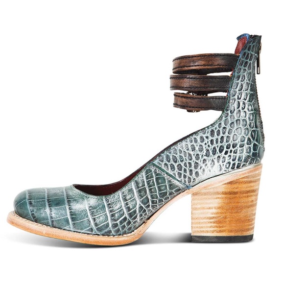 FREEBIRD Randi Turquoise Croco in Size 6 - Picture 6 of 11